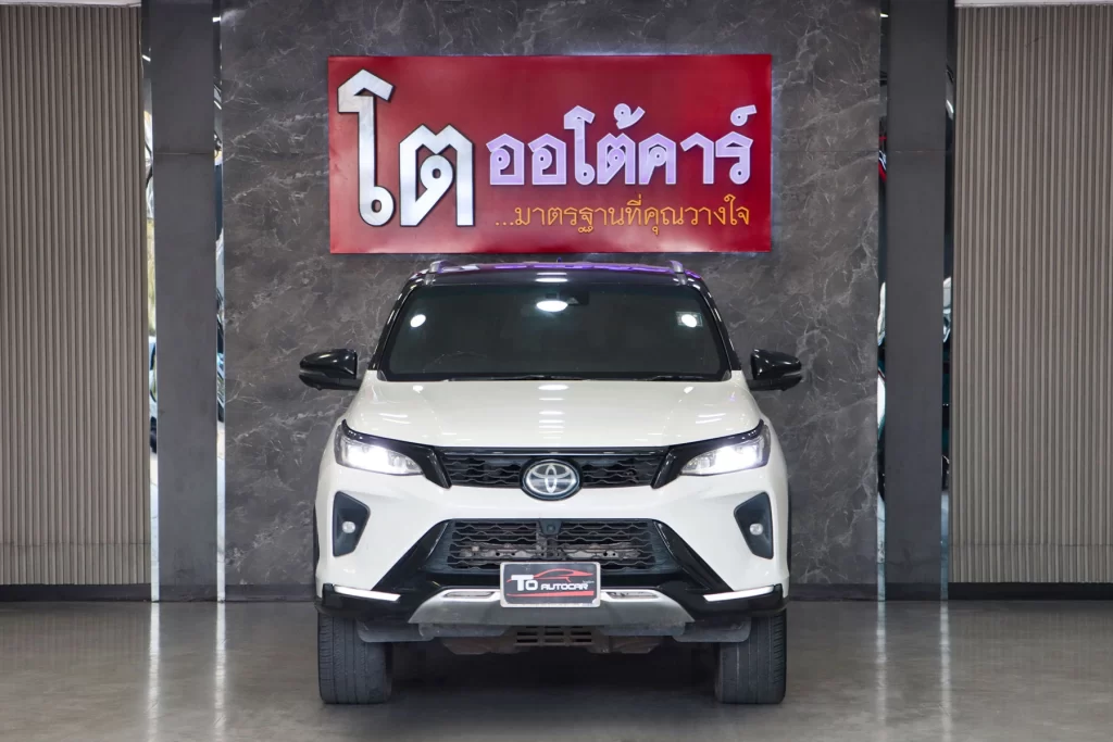 Toyota Fortuner 2.8 Legender 4WD 2020 [IBAJ]