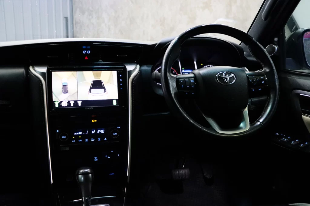 Toyota Fortuner 2.8 Legender 4WD 2020 [IBAJ]