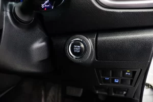 Toyota Fortuner 2.4 Leader V 2WD 2022 [IJEJ]