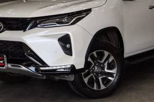 Toyota Fortuner 2.4 Leader V 2WD 2022 [IJEJ]