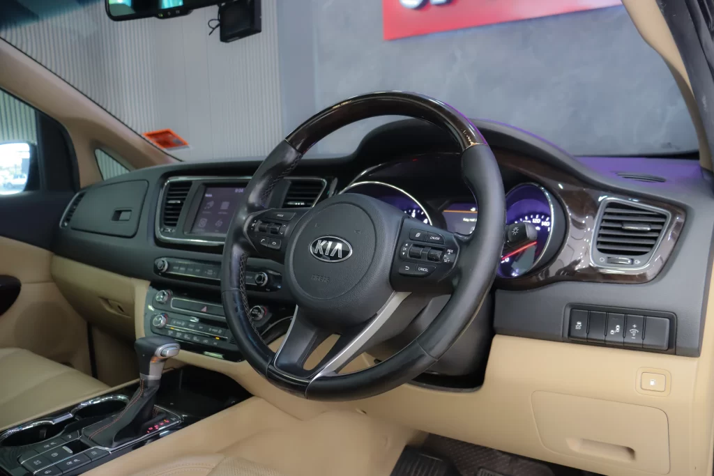 KIA Grand Carnival 2.2 SXL 2020 [HJD]