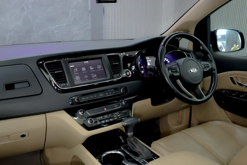 KIA Grand Carnival 2.2 SXL 2020 [HJD]