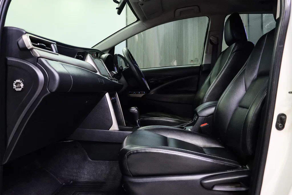 Toyota Innova 2.8 Crysta MNC 2021 [EGGC]