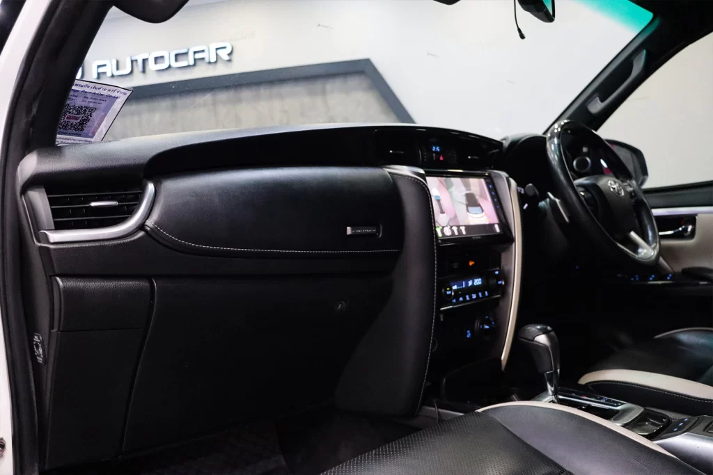 Toyota Fortuner 2.8 Legender 4WD 2020 [IBJA]