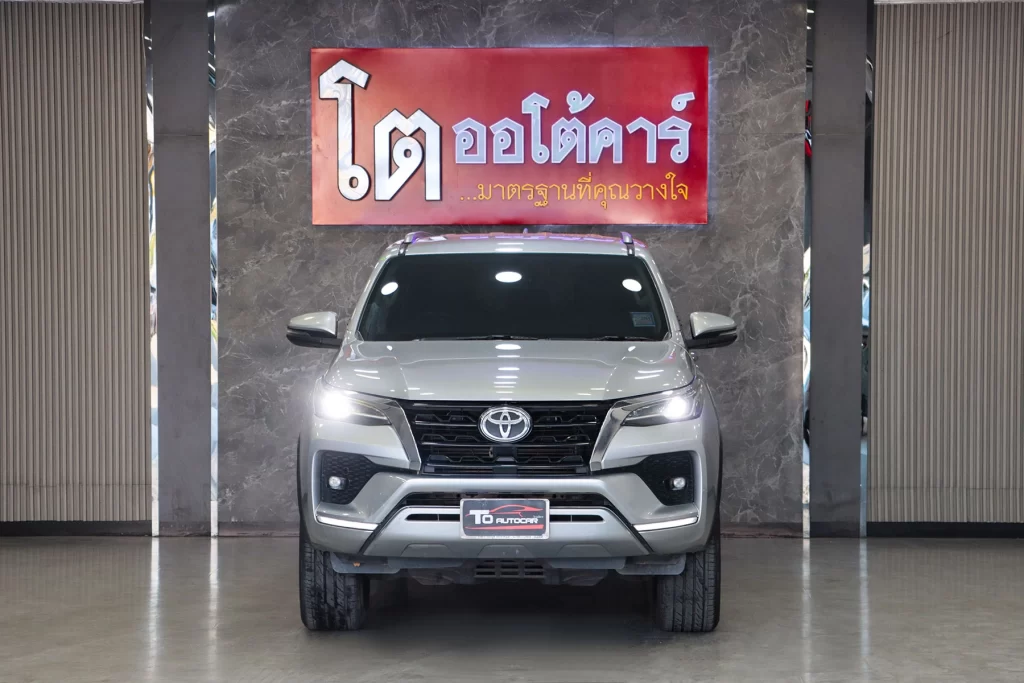 Toyota Fortuner 2.4 V 4WD 2020 [FJHC]