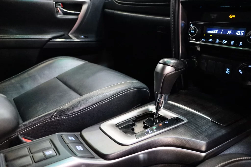 Toyota Fortuner 2.4 V 4WD 2020 [FJHC]