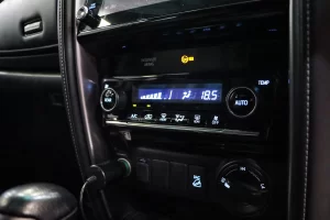 Toyota Fortuner 2.4 V 4WD 2020 [FJHC]