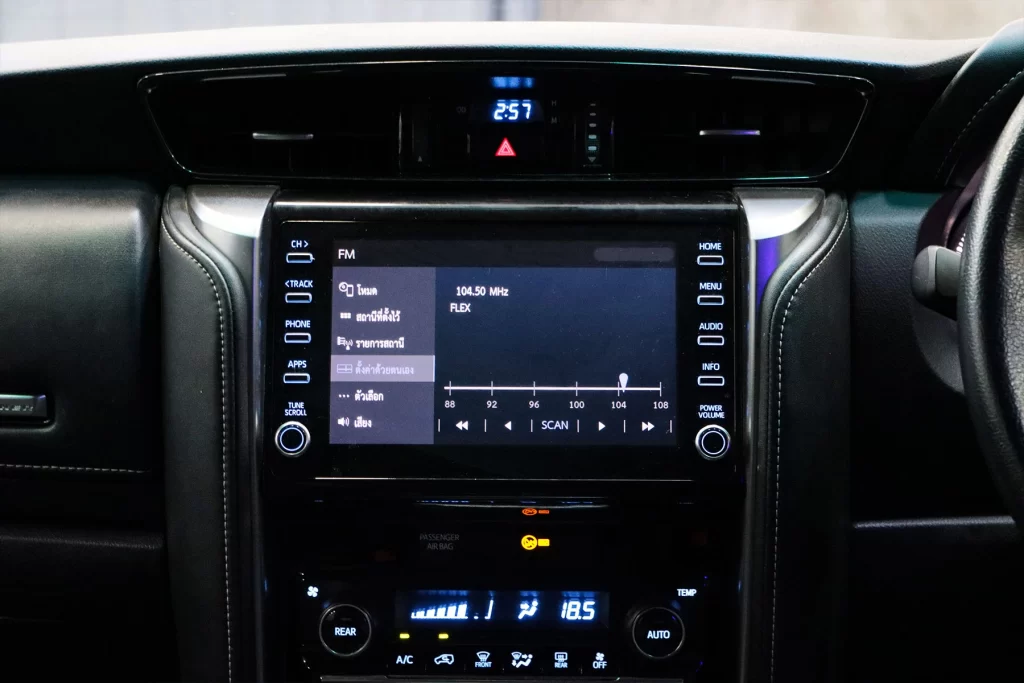 Toyota Fortuner 2.4 V 4WD 2020 [FJHC]