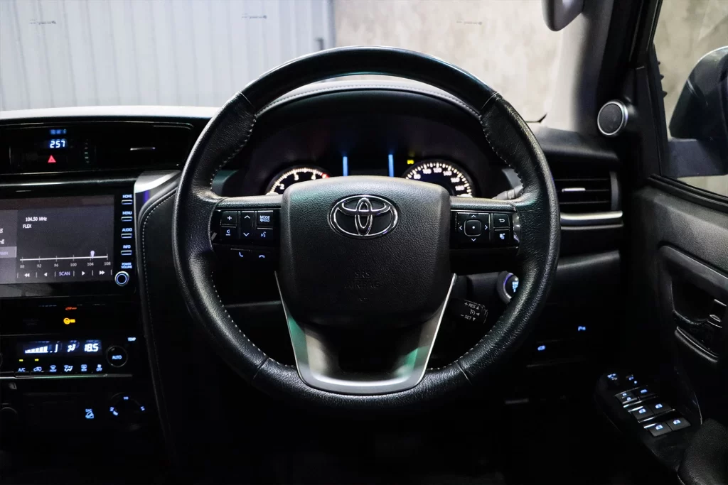 Toyota Fortuner 2.4 V 4WD 2020 [FJHC]