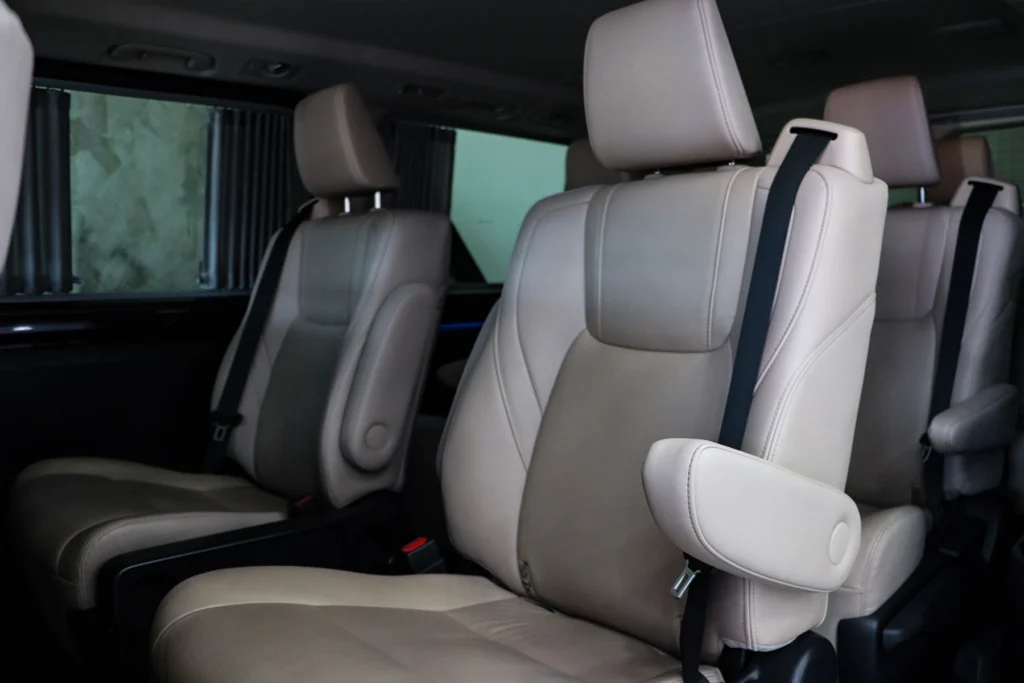 Toyota Majesty 2.8 Standard 2020 [FDBI]