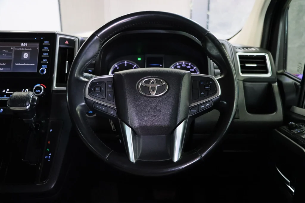 Toyota Majesty 2.8 Standard 2020 [FDBI]