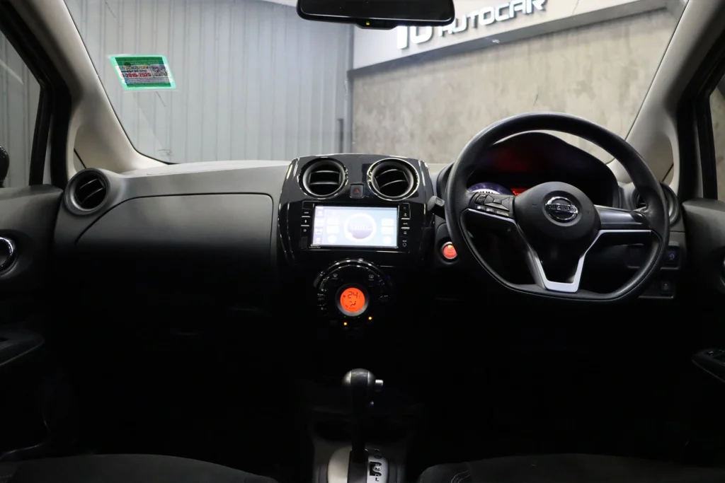 Nissan Note 1.2 V 2021 [FFCF]