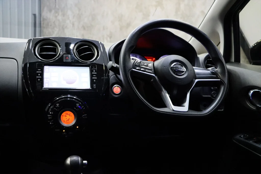 Nissan Note 1.2 V 2021 [FFCF]