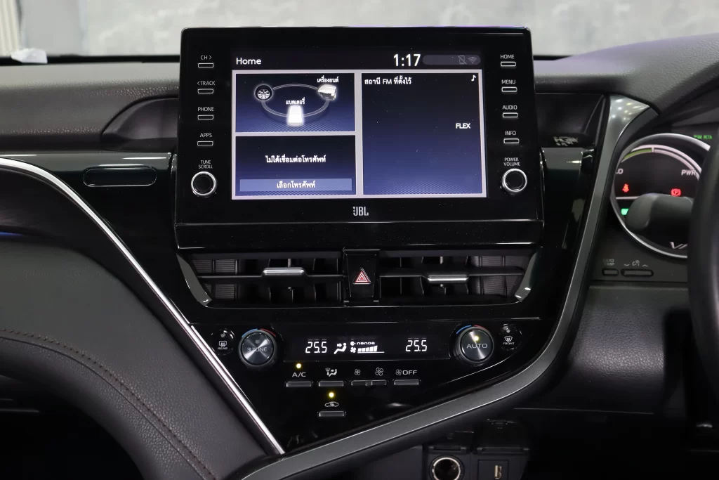 Toyota Camry 2.5 HEV Premium Luxury MNC 2022 [IFHD]