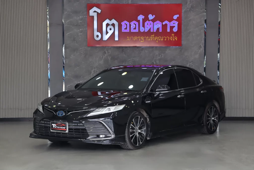 Toyota Camry 2.5 HEV Premium Luxury MNC 2022 [IFHD]