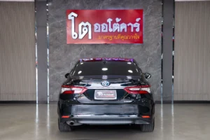 Toyota Camry 2.5 HEV Premium Luxury MNC 2022 [HHFE]