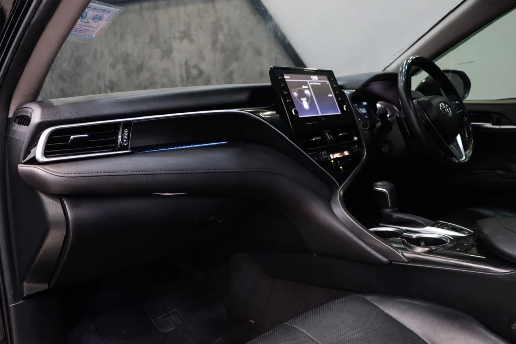 Toyota Camry 2.5 HEV Premium Luxury MNC 2022 [HHFE]