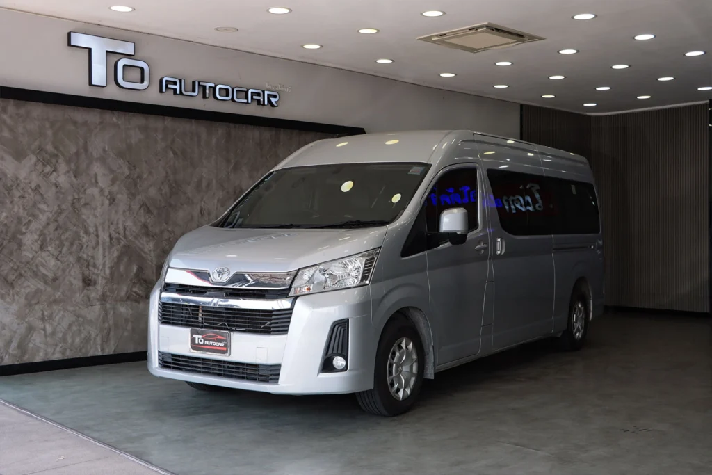 Toyota Commuter 2.8 A/T 2020 [EDDJ]
