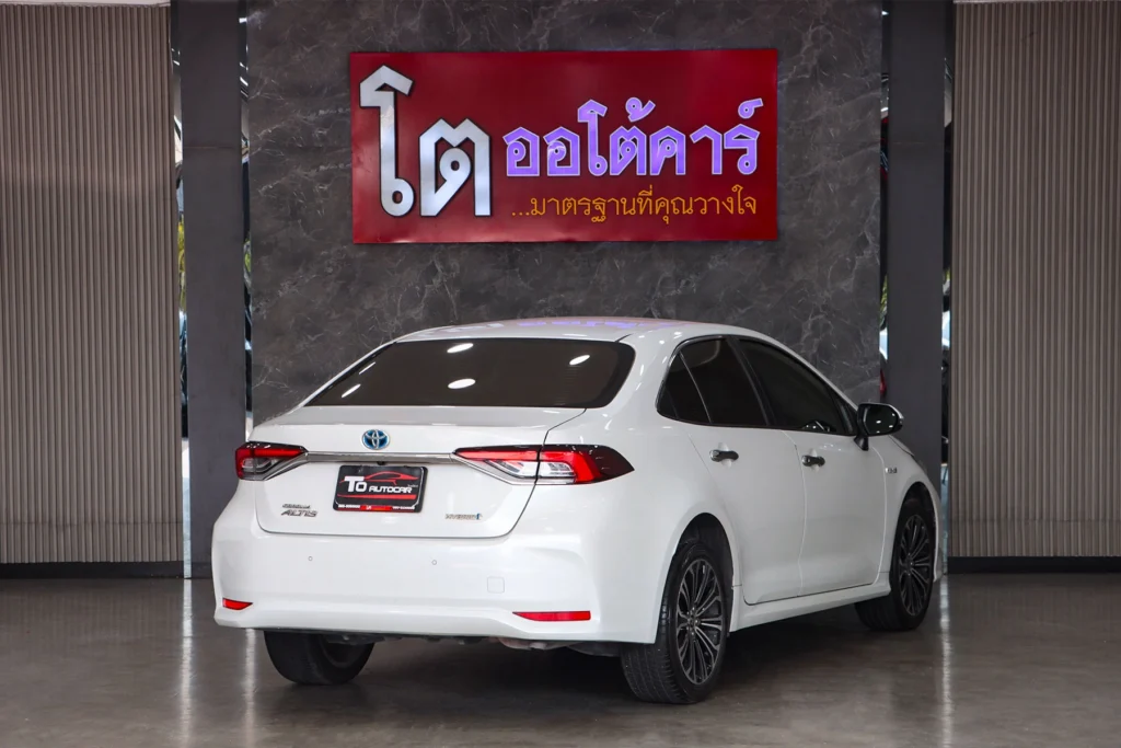 Toyota Altis 1.8 Hybrid Premium Safety 2022 [BEBG]