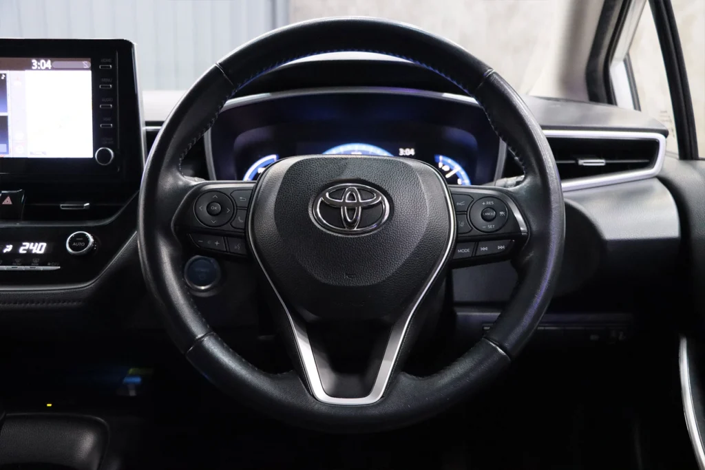 Toyota Altis 1.8 Hybrid Premium Safety 2022 [BEBG]