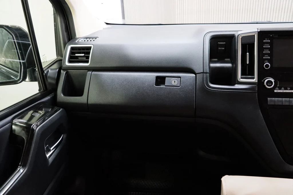 Toyota Majesty 2.8 Standard 2021 [HIJH]