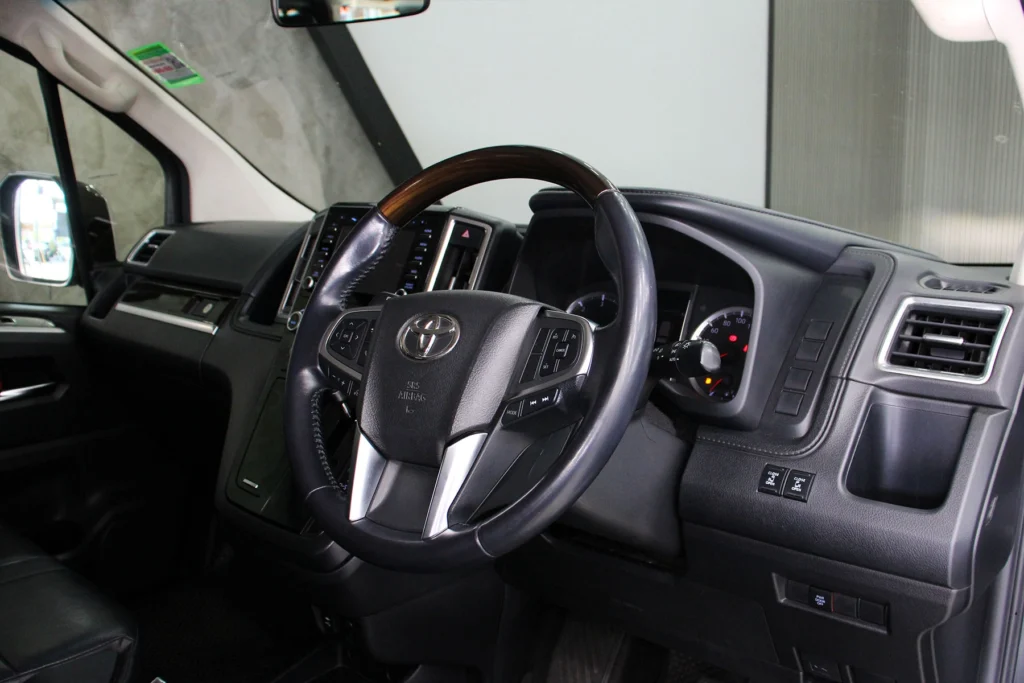 Toyota Majesty 2.8 Premium 2020 [HHDC]