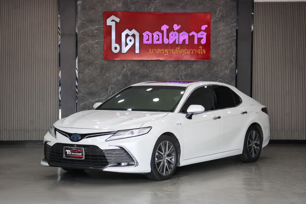 Toyota Camry 2.5 HEV Premium Luxury MNC 2022 [BFJH]