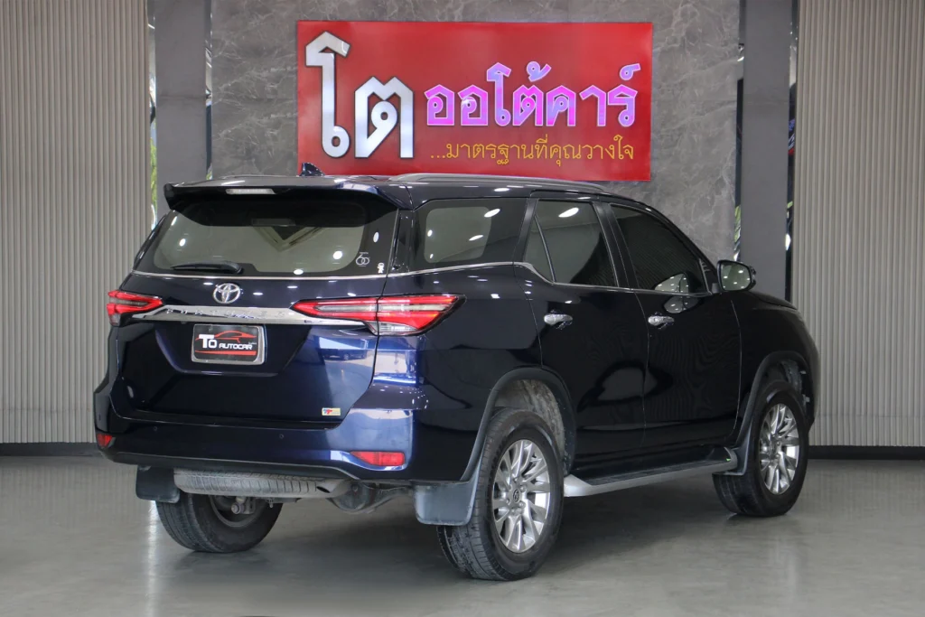 Toyota Fortuner 2.4 V 2WD 2022 [BAAF]