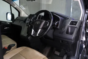 Toyota Majesty 2.8 Standard 2021 [CIC]