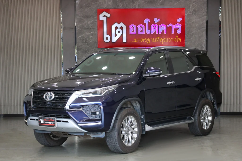Toyota Fortuner 2.4 V 2WD 2022 [BAAF]