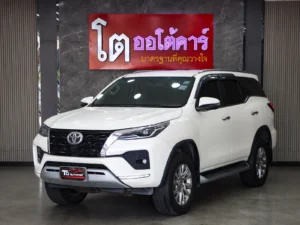 Toyota Fortuner 2.4 V 2WD 2021 [DBAA]