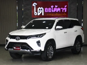 TOYOTA FORTUNER 2.4 LEADER V 2WD 2023 [FGFJ]