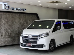 Toyota Majesty 2.8 Premium 2021 [IJGG]