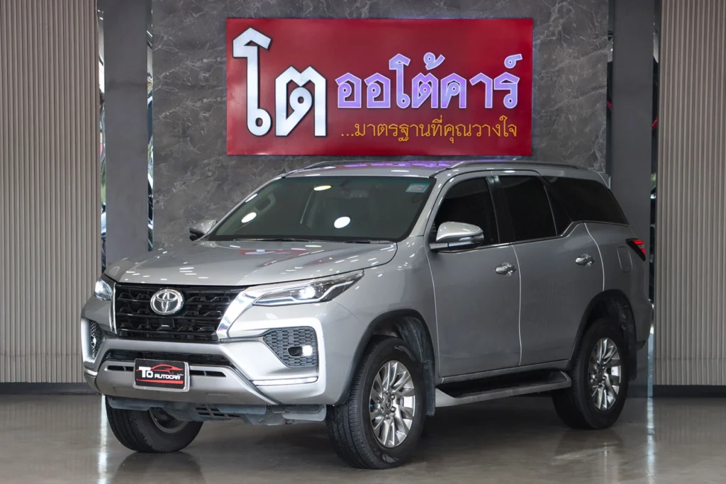 TOYOTA FORTUNER 2.4 V 2WD 2022 [CJAB]