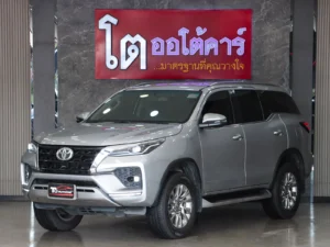 TOYOTA FORTUNER 2.4 V 2WD 2022 [CJAB]