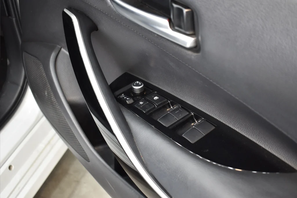 Toyota Altis 1.8 Hybrid Entry 2021 [EJIC]