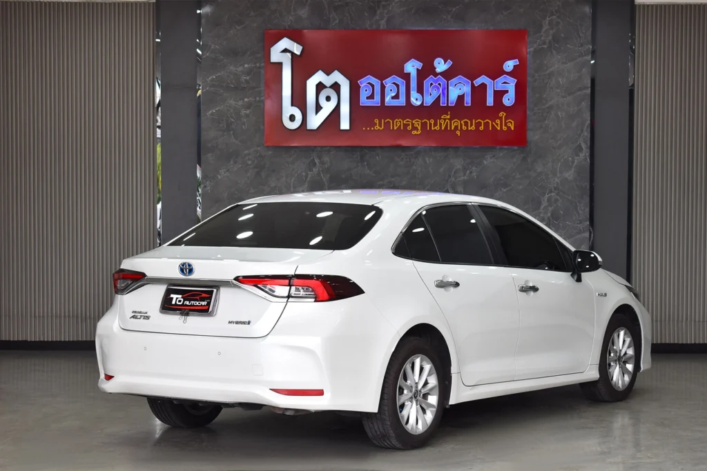 Toyota Altis 1.8 Hybrid Entry 2021 [EJIC]