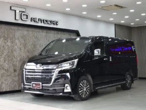 Toyota Majesty 2.8 Grande 2020 [DECA]