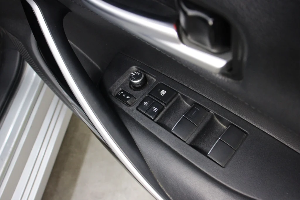 Toyota Altis 1.8 Hybrid Premium Safety 2021 [CHG]
