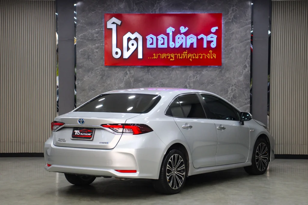 Toyota Altis 1.8 Hybrid Premium Safety 2021 [CHG]