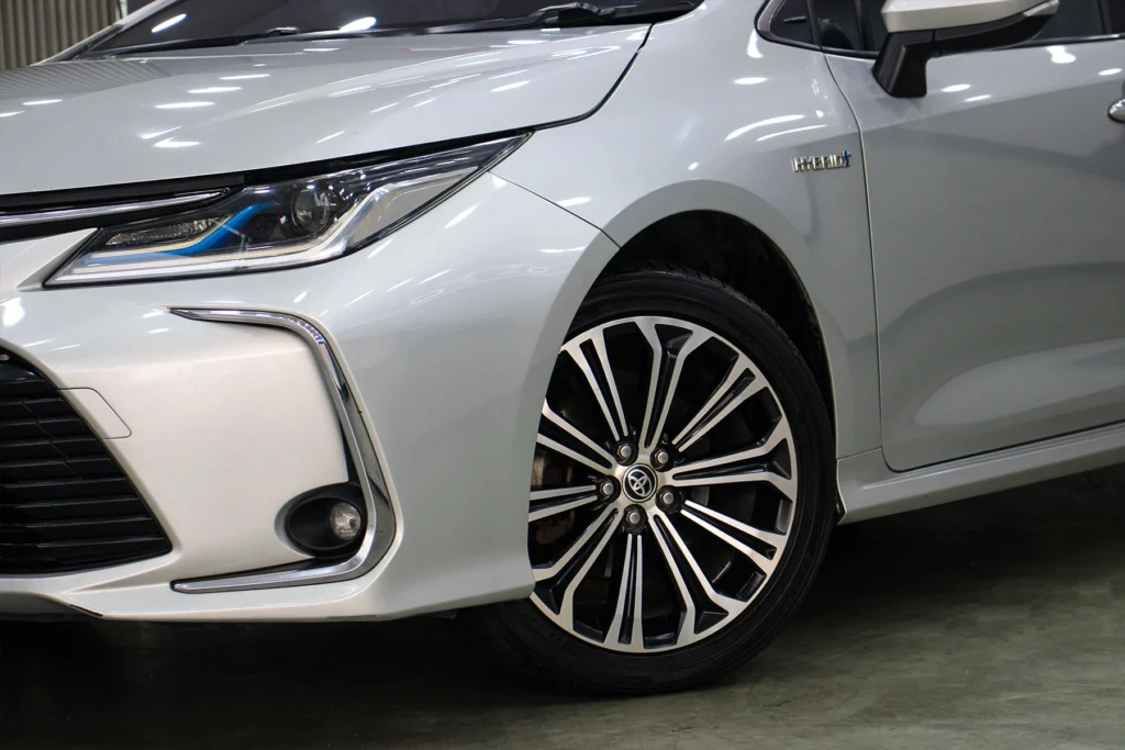 Toyota Altis 1.8 Hybrid Premium Safety 2021 [CHG]