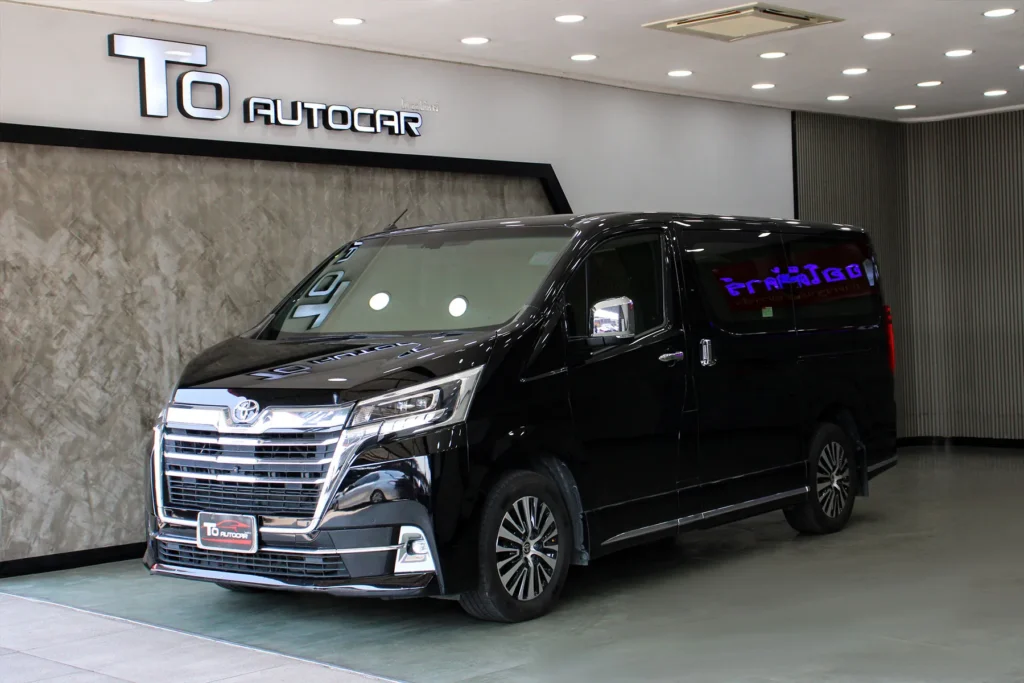 TOYOTA MAJESTY 2.8 PREMIUM 2020 [DGCA]