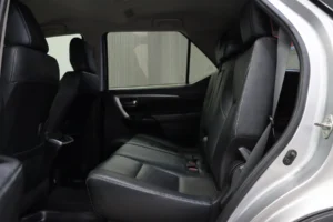 TOYOTA FORTUNER 2.4 V 2WD 2021 [DFAD]