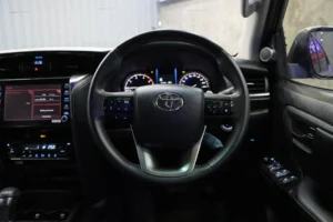 TOYOTA FORTUNER 2.4 V 2WD 2021 [DFAD]