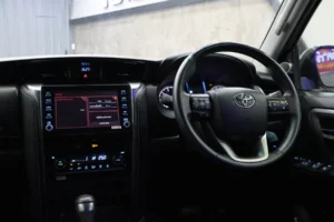 TOYOTA FORTUNER 2.4 V 2WD 2021 [DFAD]