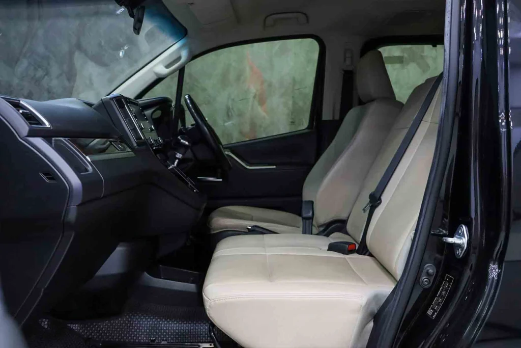 TOYOTA MAJESTY 2.8 PREMIUM 2020 [BAIF]