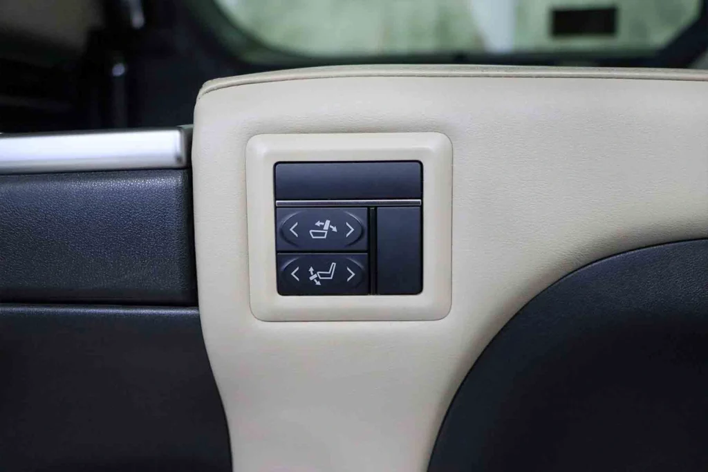 TOYOTA MAJESTY 2.8 PREMIUM 2020 [BAIF]