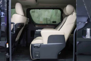 TOYOTA MAJESTY 2.8 PREMIUM 2020 [BAIF]
