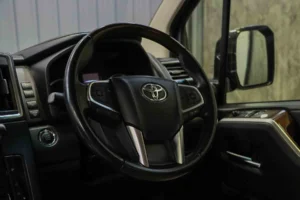 TOYOTA MAJESTY 2.8 PREMIUM 2020 [BAIF]