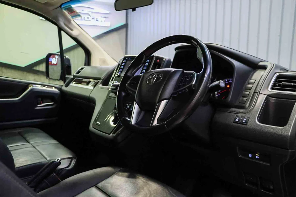 Toyota Majesty 2.8 Grande 2020 [HDGF]